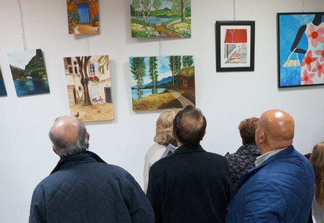 La asociación femenina Isabel González torreña muestra los trabajos de su taller de pintura - 5, Foto 5