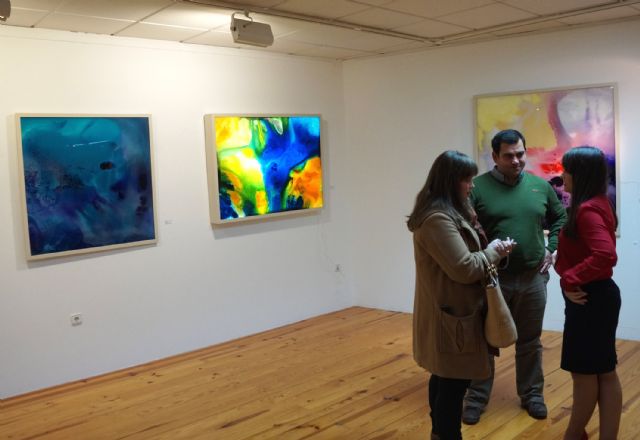 Tina González inaugura su exposición Constelaciones en el Centro Cultural de Ceutí - 1, Foto 1