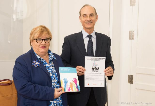 El Consejo Escolar fomenta la formación de padres y docentes en pro de los alumnos - 2, Foto 2