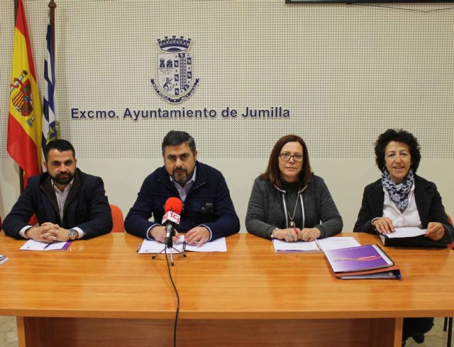 Cerca de un centenar de personas mayores en Jumilla cuentan en su domicilio con el servicio de teleasistencia - 1, Foto 1