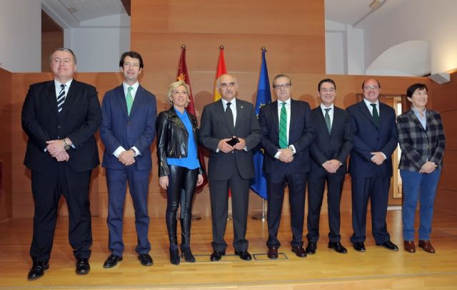 El presidente Garre pide a los nuevos consejeros compromiso, dedicación y proximidad con los murcianos - 4, Foto 4