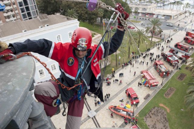 Demostraciones de Bomberos el sábado ante el Palacio Consistorial para celebrar a su patrón - 1, Foto 1