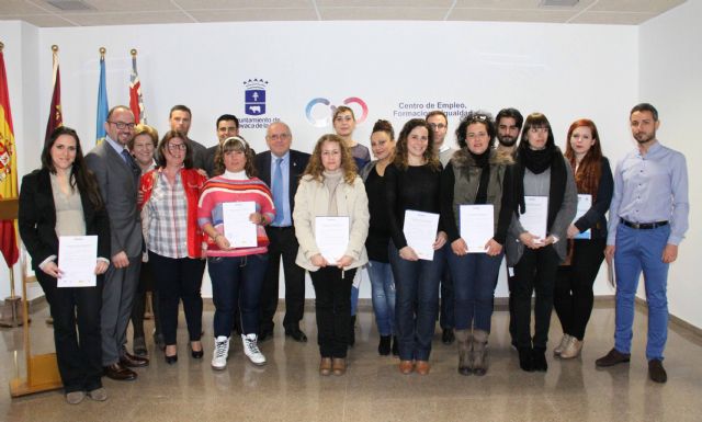 Un programa de empleo pionero en la Región forma a jóvenes caravaqueños en comercio exterior - 2, Foto 2