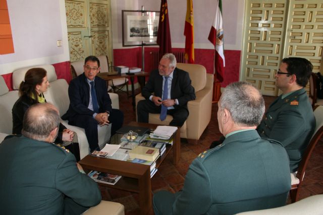 Seis nuevos agentes elevan a quince el número de efectivos en el puesto de Guardia Civil de Cehegín - 2, Foto 2