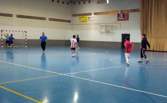 Fútbol sala para fomentar el juego lúdico en el programa juvenil Suma y sigue de Alguazas - 2, Foto 2