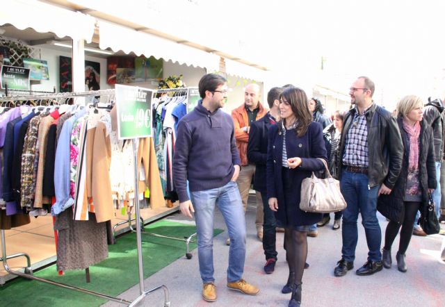 Medio centenar de comercios participa este fin de semana en el primer Outlet Caravaca - 5, Foto 5