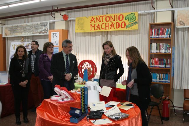 Clausura de la V Semana de la Ciencia del Instituto de Enseñanza Secundaria Ramón y Cajal - 1, Foto 1