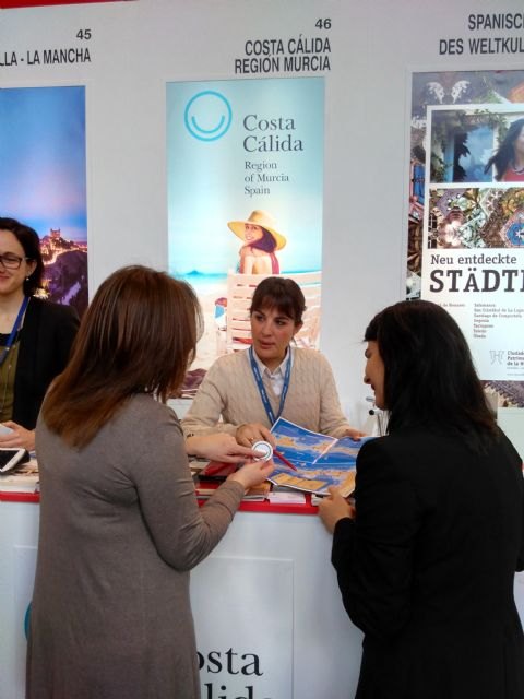 Turismo destaca que la sonrisa del logo Costa Cálida ha conseguido muy buena acogida entre los profesionales de la Feria de Berlín - 1, Foto 1