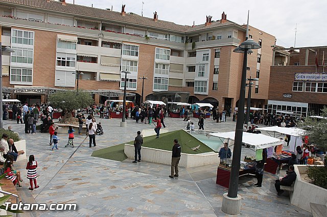 Abierto el plazo hasta el día 10 de abril para la presentación de solicitudes para participar en el Mercadillo Solidario, Foto 1