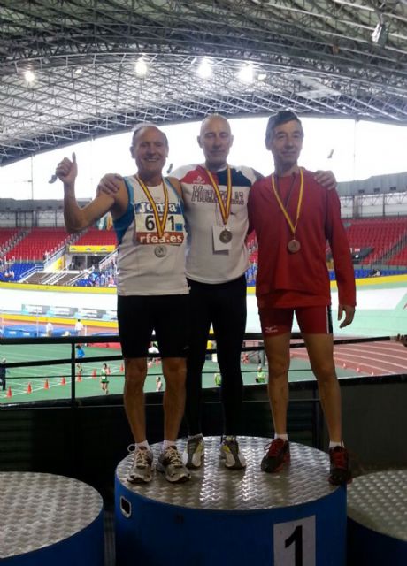 El atleta torreño Ángel Salinas, plata y bronce en el Campeonato de España de veteranos - 1, Foto 1