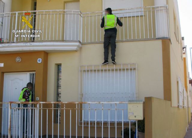 La Guardia Civil esclarece una treintena de robos en viviendas de Blanca, Abarán, El Raal y Totana, Foto 2