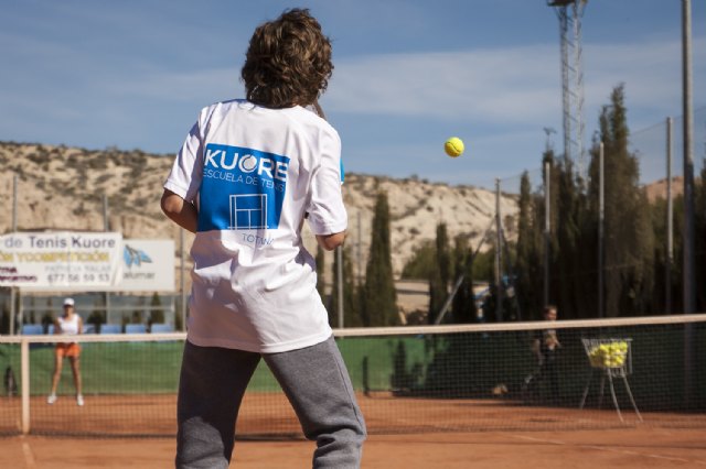 La Escuela de Tenis Kuore organiza las segundas jornadas de “Family tennis” en las pistas de la Ciudad Deportiva - 11