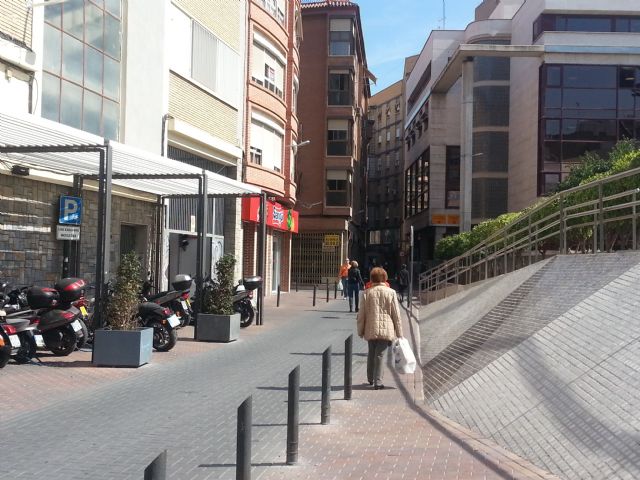 Comienza la instalación de las primeras estaciones del nuevo servicio de alquiler de bicicletas MUyBICI - 2, Foto 2