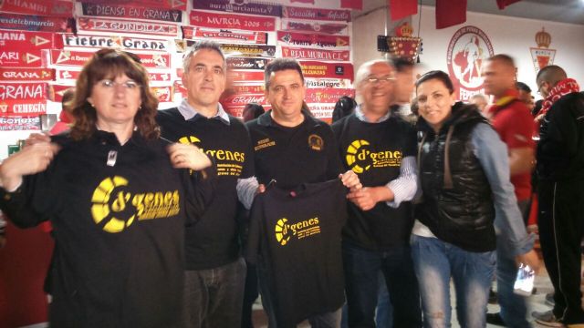 El Real Murcia muestra su apoyo a las enfermedades raras, Foto 2
