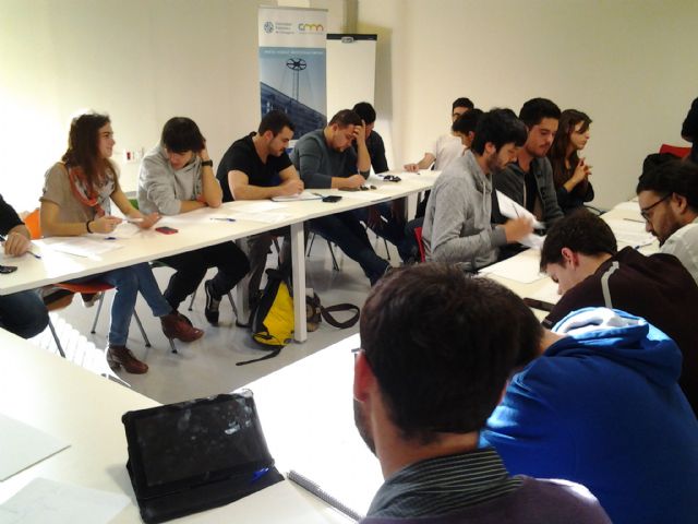 YUZZ arranca en la UPCT brindando formación y apoyo a 25 jóvenes con ideas de negocio - 1, Foto 1