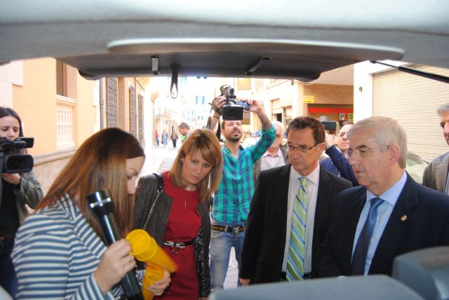 Un monovolumen completamente equipado refuerza desde hoy la prevención y la seguridad vial en Jumilla - 2, Foto 2