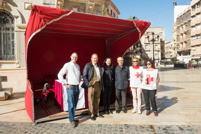 El Ayuntamiento recauda 730 euros en  la celebración del Día de la Banderita - 1, Foto 1