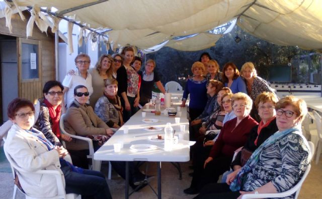 La asociación de mujeres Isabel González torreña, de visita a La Granja de María - 1, Foto 1