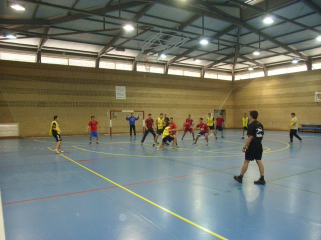 Juvenile male team handball IES Juan de la Cierva participated in the quarter-final regional School Sports, Foto 2