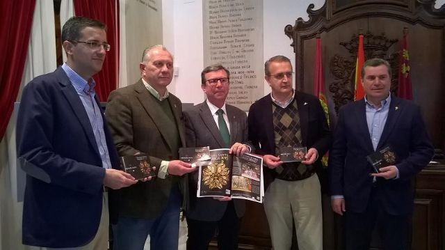 16.000 programas impresos con un diseño adaptado al cartel de este año reforzarán la información on line sobre actos y horarios de la Semana Santa - 1, Foto 1