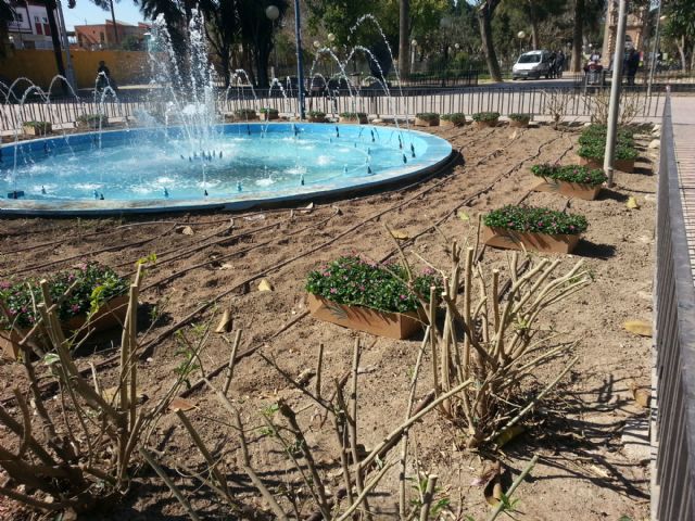 Comienzan los trabajos para soterrar 9.000 metros de goma del riego por goteo en El Malecón - 3, Foto 3