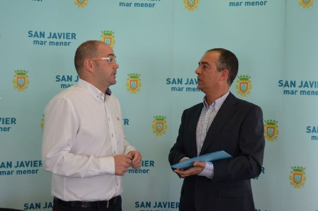ACTIVA e Hipermercado Erosky San Javier firman un convenio para formar a 50 personas de las que contratará a más de 35 - 1, Foto 1