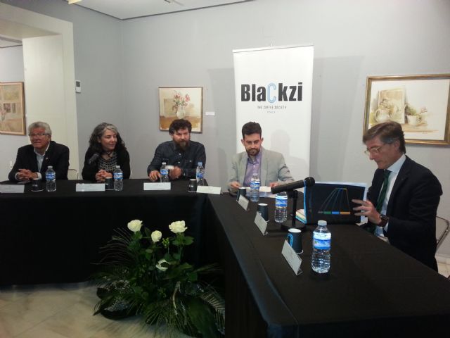 La unión entre la administración y las asociaciones, una de las claves para hacer que el pequeño comercio siga creciendo - 2, Foto 2