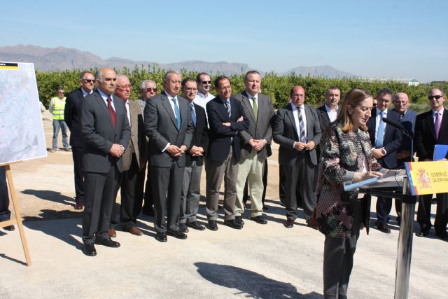 Fomento adjudica el proyecto de soterramiento integral del AVE e inicia las obras de la autovía que enlaza Zeneta y Beniaján - 2, Foto 2