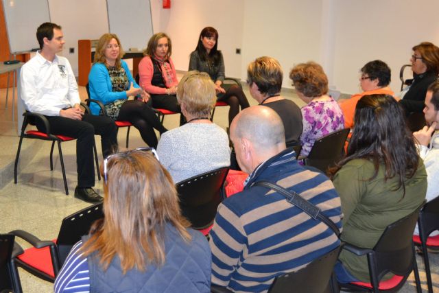 El programa de voluntariado organiza un taller para trazar nuevas líneas de actuación - 1, Foto 1