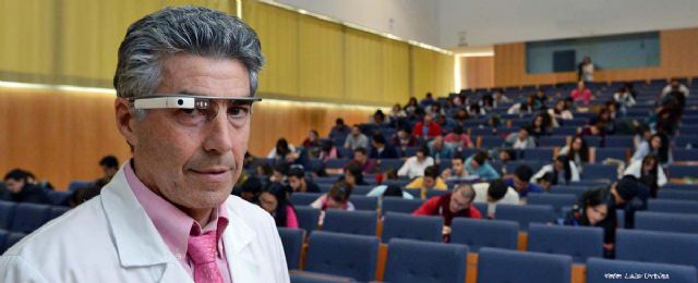 El profesor Santonja utiliza las Google Glass en sus clases de la Facultad de Medicina de la Universidad de Murcia - 2, Foto 2