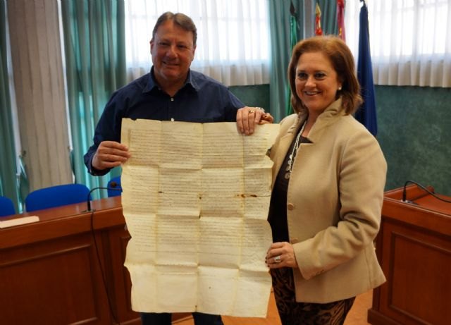 Cultura recibe del Ayuntamiento de Ceutí un pergamino del siglo XIV para su conservación y estudio - 3, Foto 3