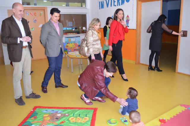 La consejera de Sanidad y Política Social  y el alcalde de San Javier inauguran la Escuela de Atención a la Infancia, de 0 a 3 años, de Santiago de la Ribera - 2, Foto 2