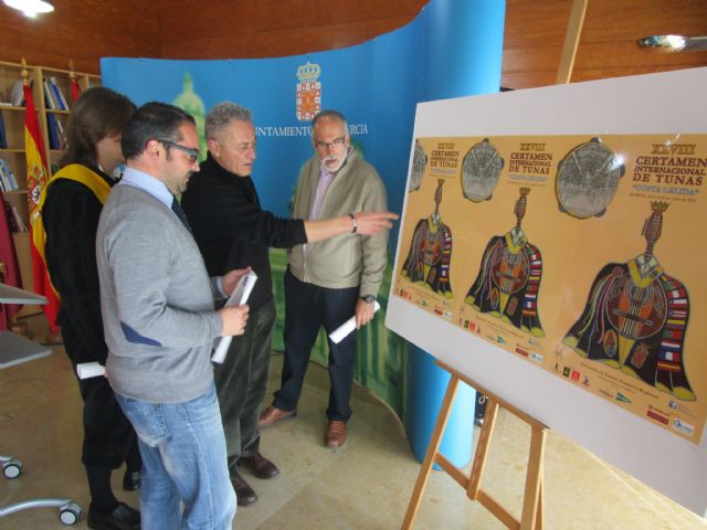Francisco Martínez Campos y Marienca Fernández González, Gran Maestre y Madrina de las Tunas  2015 - 1, Foto 1