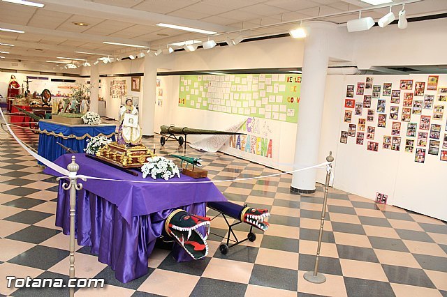 La exposición Así ven los niños la Semana Santa permanece abierta hasta el próximo domingo, 22 de marzo - 1, Foto 1