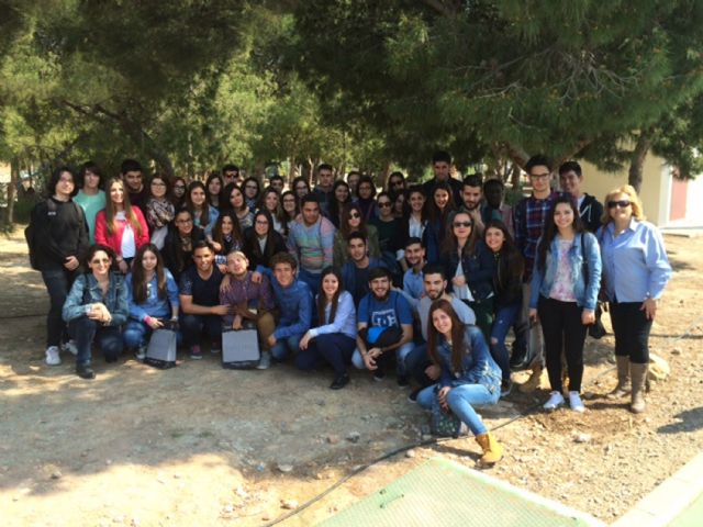 Los alumnos de 2° de Bachillerato del IES Salvador Sandoval torreño visitan la Universidad de Murcia - 1, Foto 1