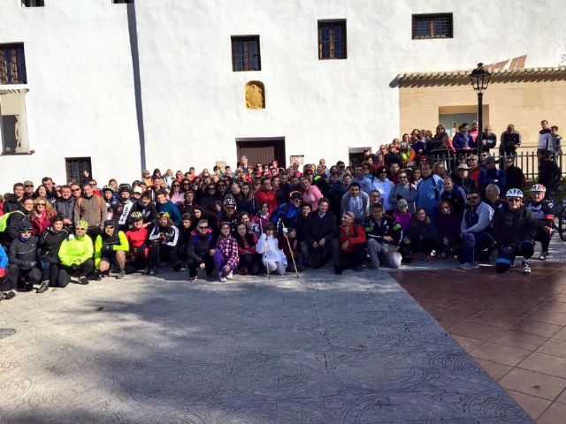 200 personas participan en las primeras rutas de senderismo y BTT del entorno de Coy - 2, Foto 2
