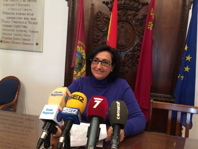 El PSOE vuelve a exigir a Jódar que atienda y solucione las quejas de los vecinos por las obras en Alfonso X - 1, Foto 1