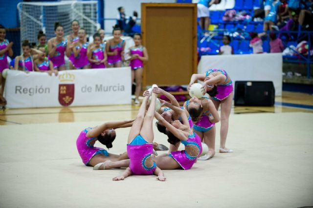 600 alumnos participan en la XXXV Competición Escolar de Gimnasia Rítmica - 1, Foto 1