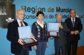 Sanidad otorga el premio ´Salutis Gratia´ a la Asociación de Laringectomizados San Blas, y el ´Sanitati Libenter´ al Hospital de Molina