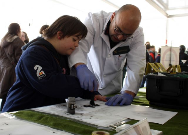 La Guardia Civil abre sus puertas a la Asociaci�n para personas con S�ndrome de Down ASSIDO - 4