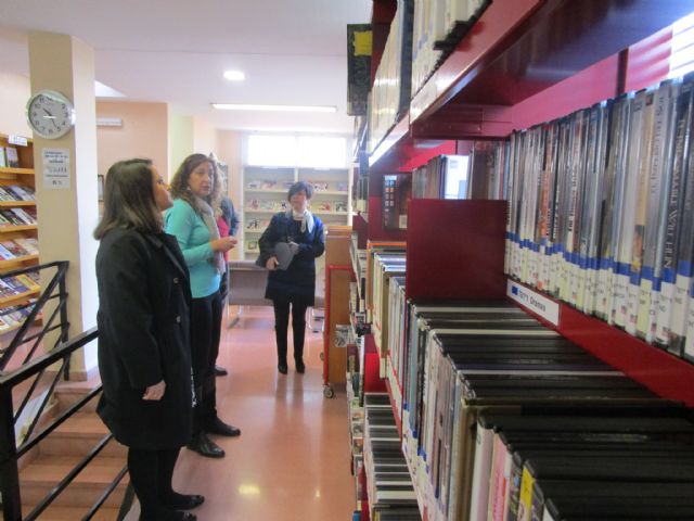 Cuentacuentos en inglés, clubes de lectura y cineforum son algunas de las actividades gratis que ofrecen las bibliotecas municipales - 2, Foto 2