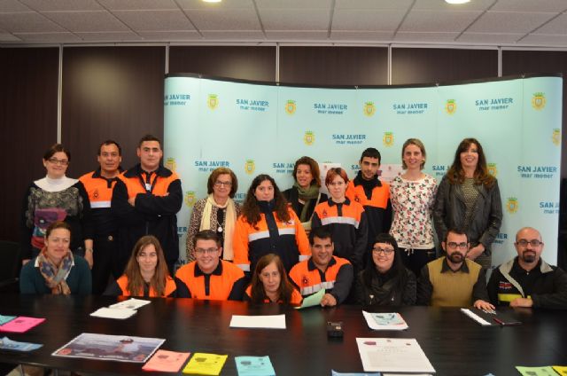 La Escuela Municipal de Familia San Javier presenta un programa acorde con la problemática actual de la educación en familia - 1, Foto 1