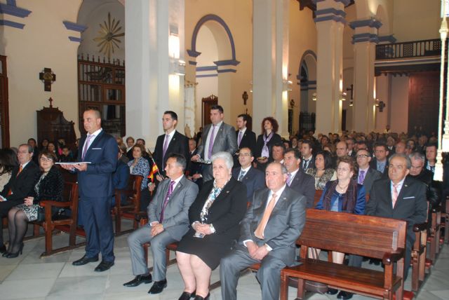 Carmen Navarro Carlos stars in the proclamation of Easter in the parish of Santiago El Mayor, Foto 4