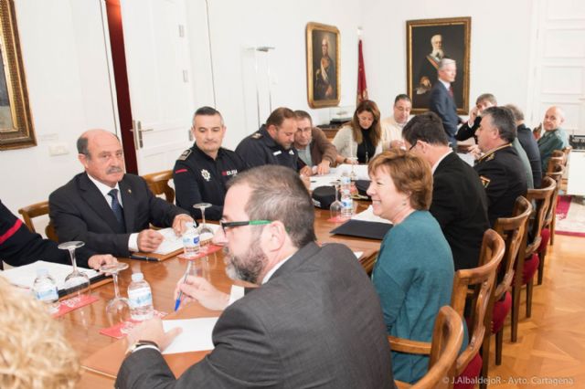 Ayuntamiento y Delegación del Gobierno garantizan la seguridad en Semana Santa - 4, Foto 4