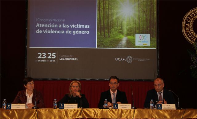 Catalina Lorenzo: Solo se denuncia un 10% de todos los casos de violencia de género - 1, Foto 1