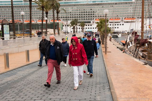 Britannia deja más de tres mil turistas en Cartagena - 3, Foto 3