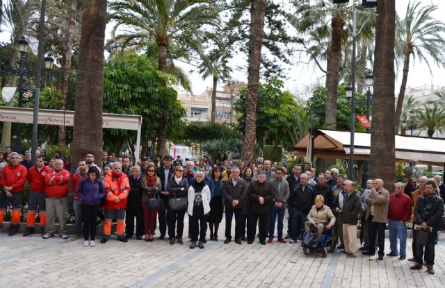 Águilas guarda un minuto de silencio en memoria de las víctimas del accidente aéreo y suspende los actos de la Patrona - 2, Foto 2