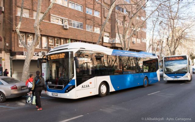 Se amplía el horario de los autobuses urbanos con motivo de la Semana Santa - 1, Foto 1