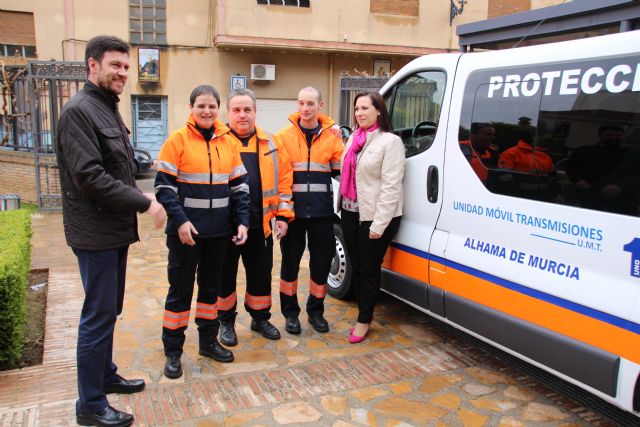 El Ayuntamiento dota con una nueva furgoneta a Proteccin Civil, Foto 5