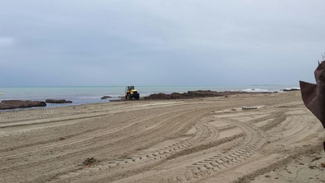 San Javier inaugura la temporada de playas con la Semana Santa - 1, Foto 1